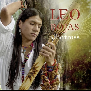 双女主牛奶和冰块
